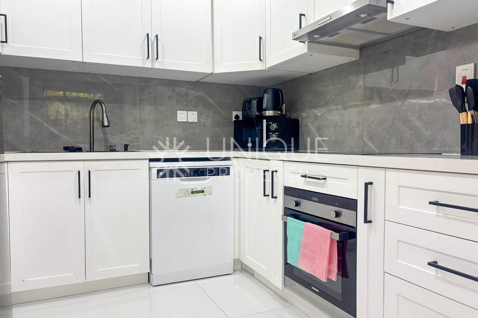 3 Bedroom | Fully Furnished| Courtyard