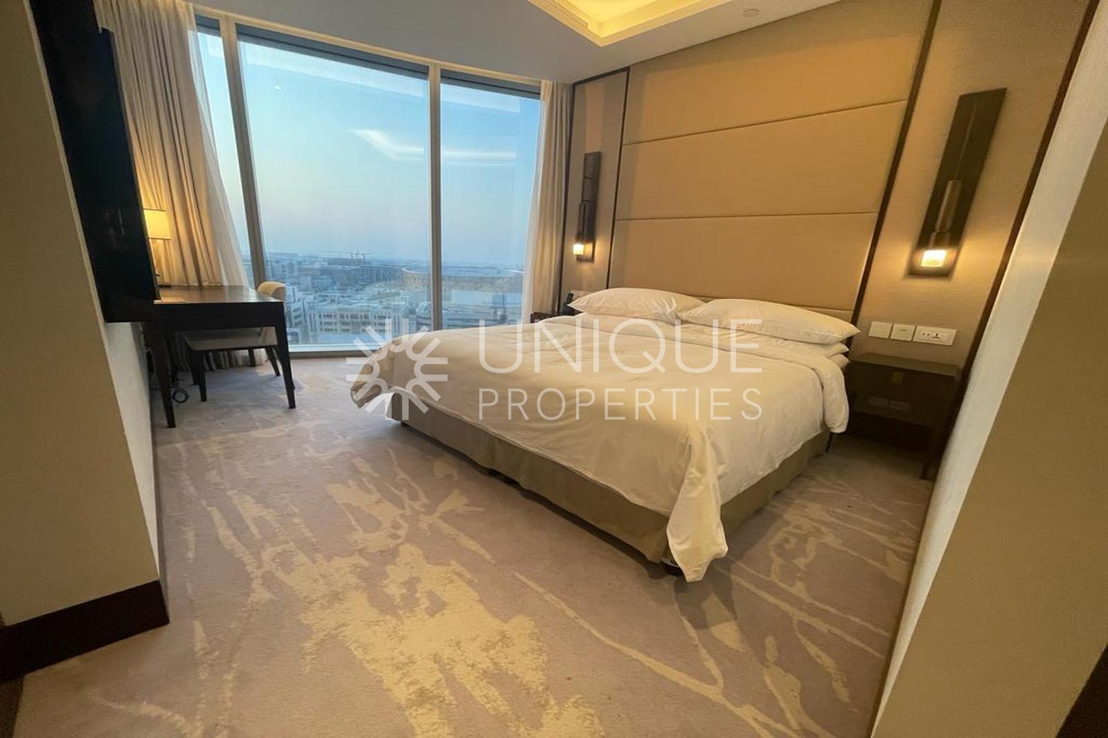 Luxurious | Burj Khalifa View | Downtown Living