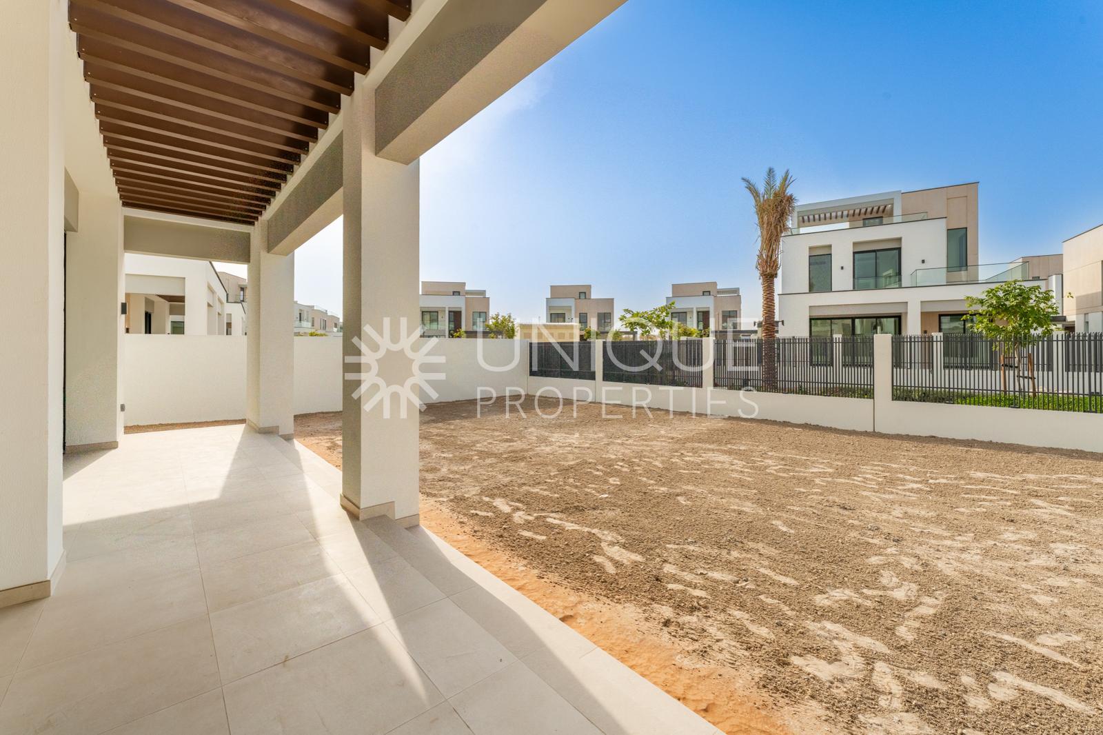 Brand New Standalone Villa I Fully Landscaped
