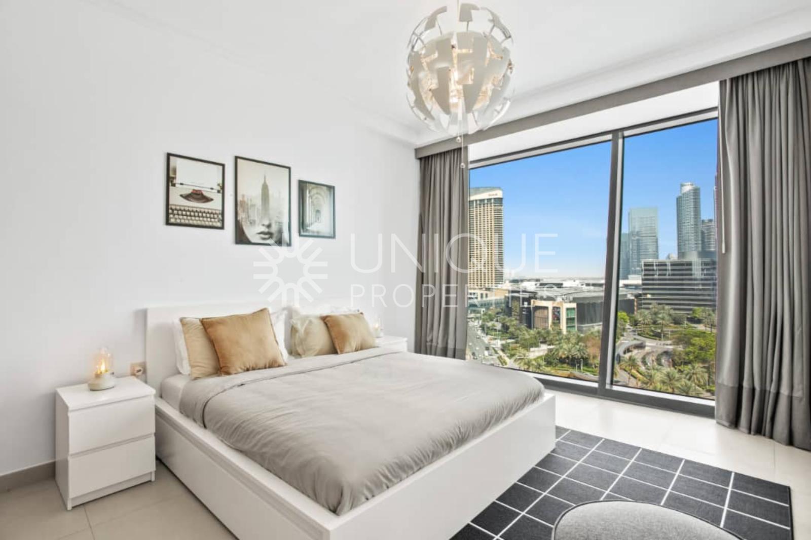 Vacant | Spacious Living | Central in Downtown
