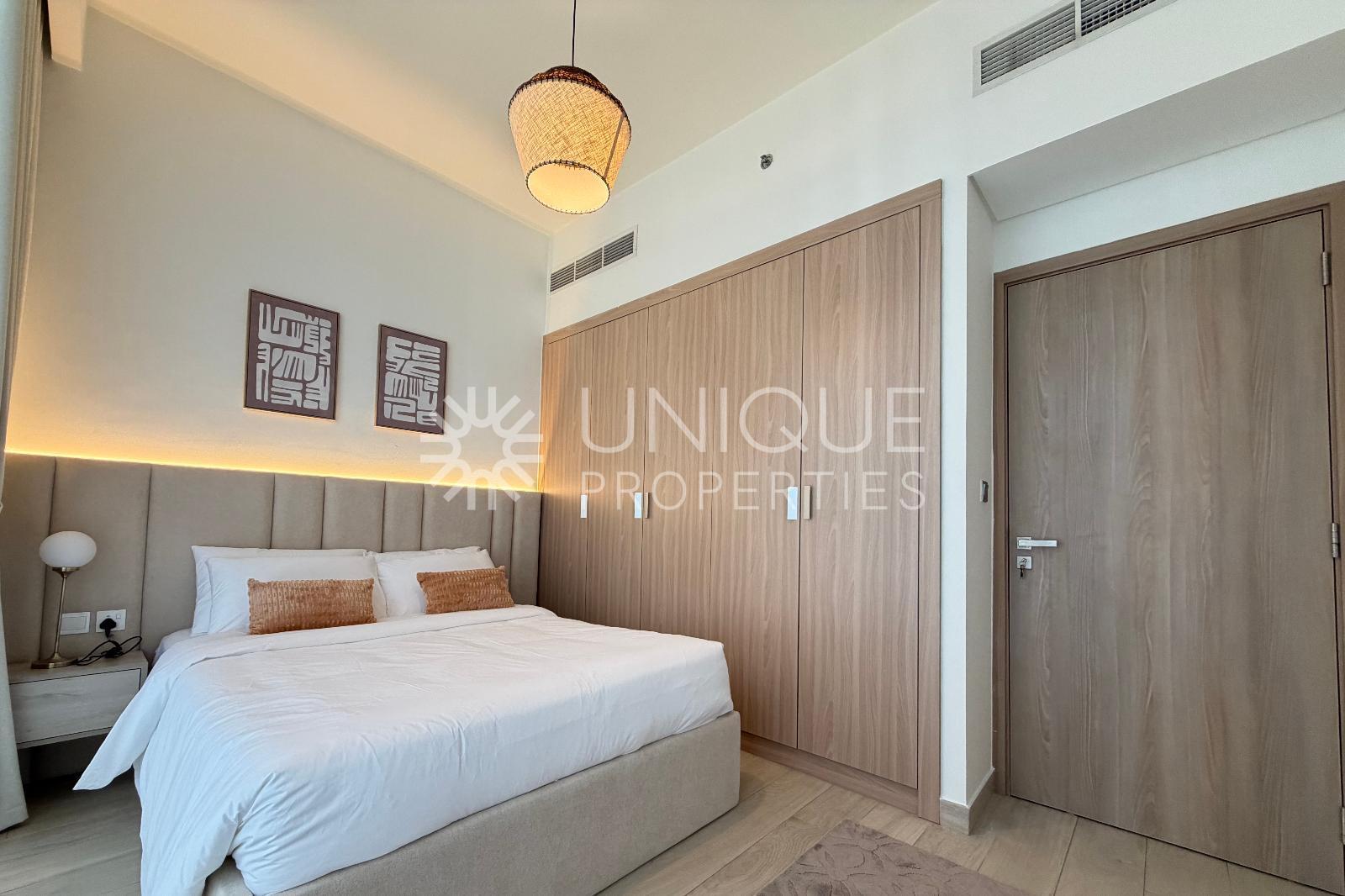 Vacant | Corner Rare | Branded Residence