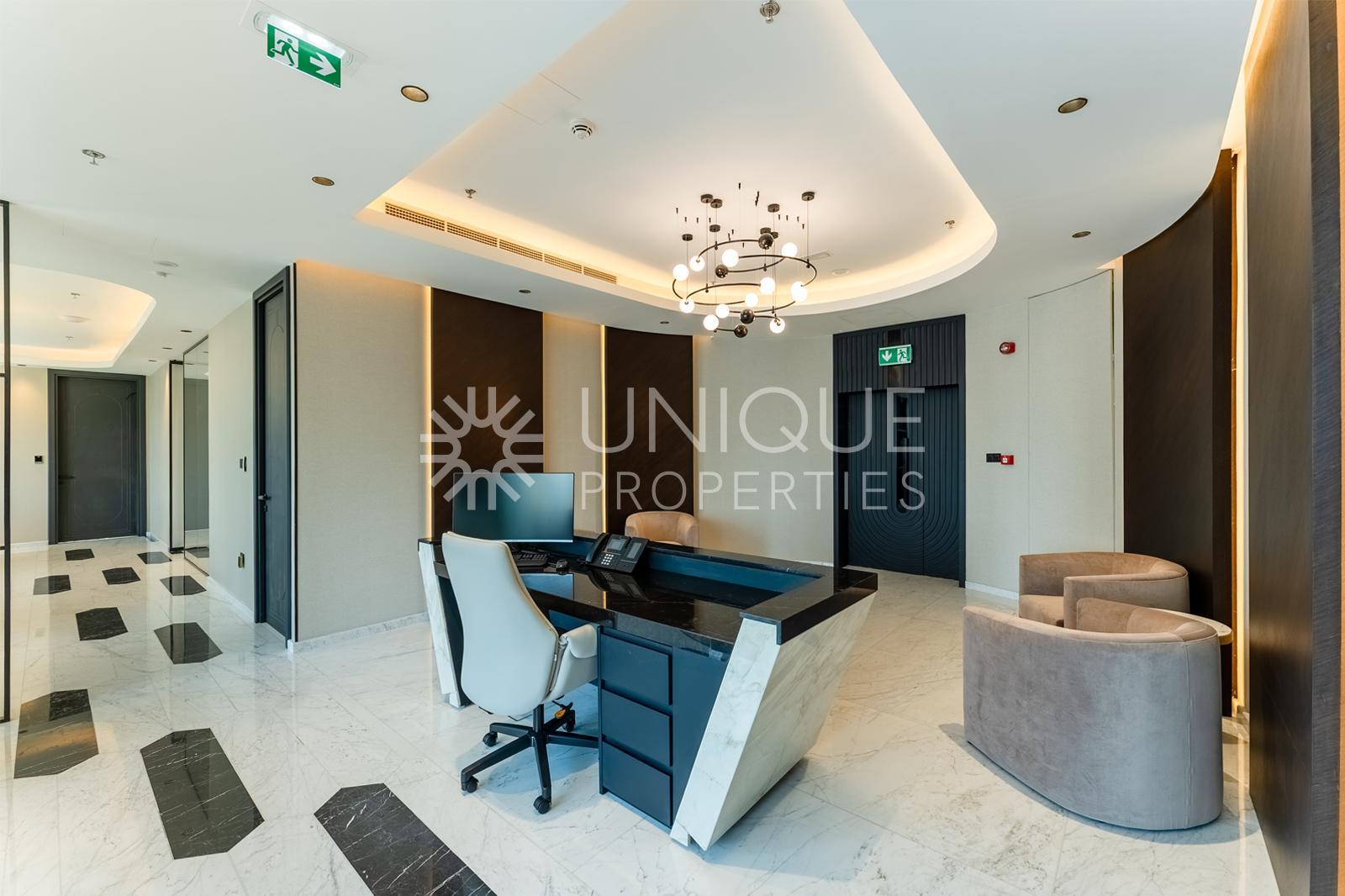 High-End furnished | Triple views | Designed unit