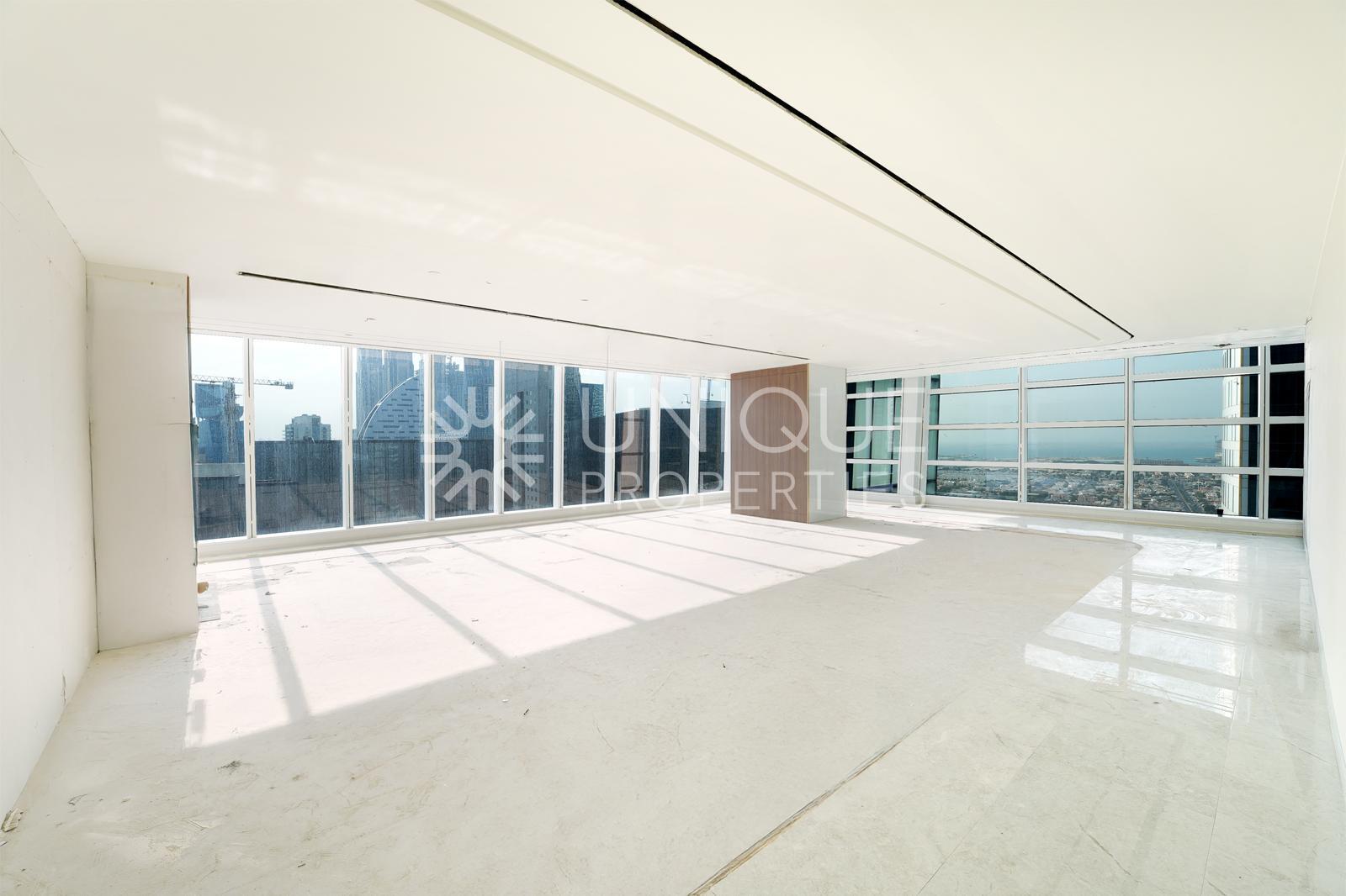 Spacious  | Sea View | Near Metro
