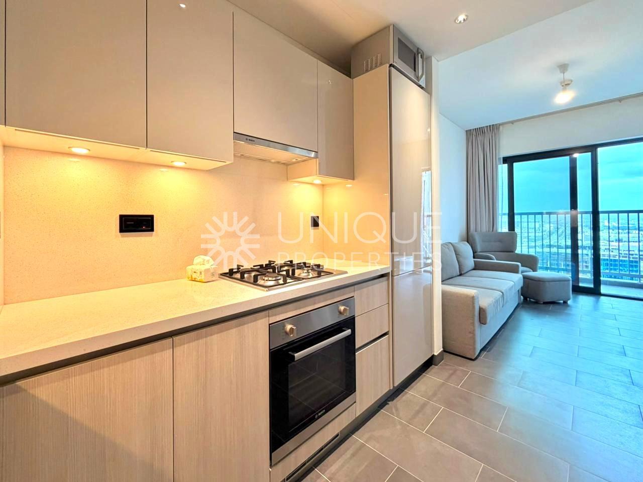 Furnished I Amenities View I Flexible Cheques